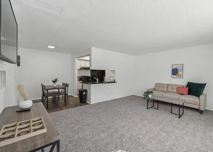Northcliffe 104 I Fully Furnished 1 Bedroom 1bth Apartment Winston-Salem