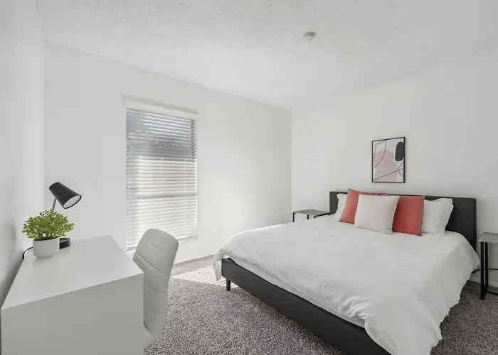 Apartment Northcliffe 104 I Fully Furnished 1 Bedroom 1bth